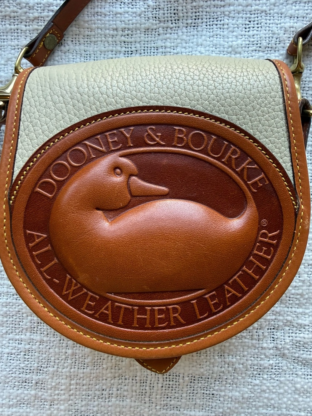 Vintage Dooney & Bourke Big Duck AWL Crossbody Cream British Tan 1990s